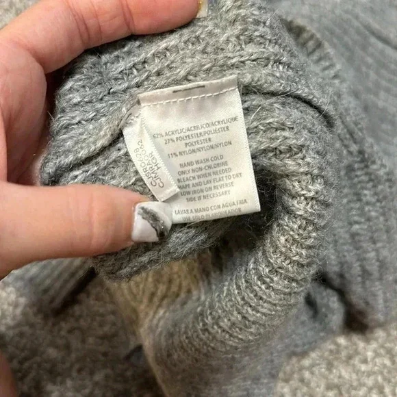 NWOT CALVIN KLEIN JEANS SLIGHTLY CROPPED GRAY CREWNECK PULLOVER SWEATER - Picture 5 of 5